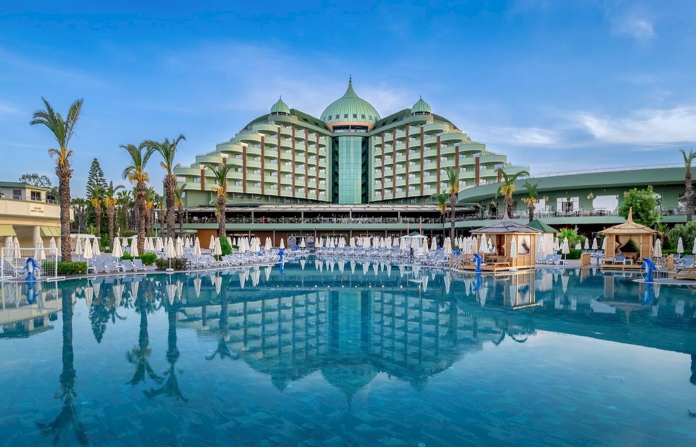 Außenansicht des Delphin Palace Hotels