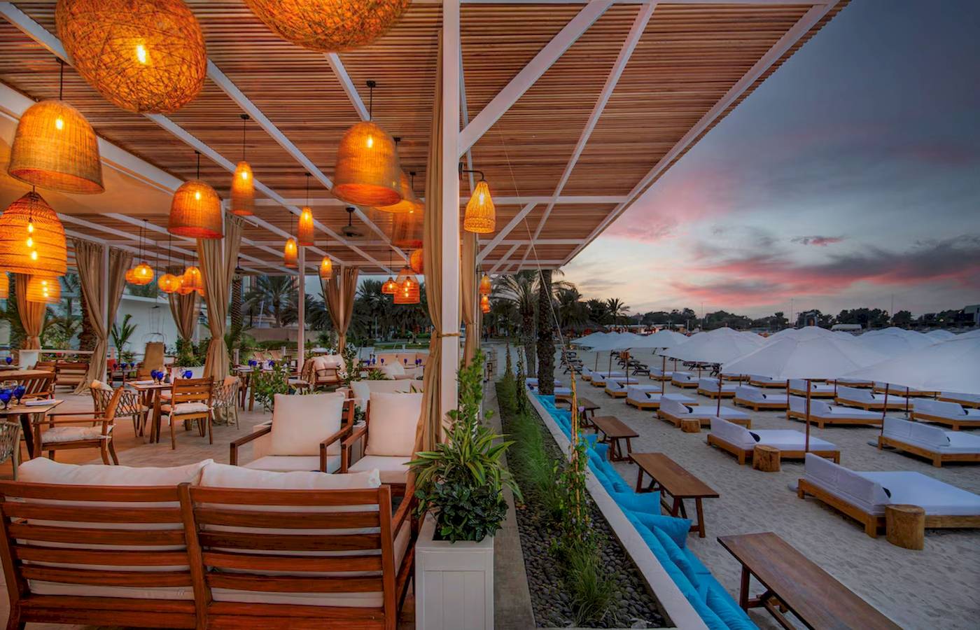 Radisson Blu Hotel & Resort, Abu Dhabi Corniche Strand