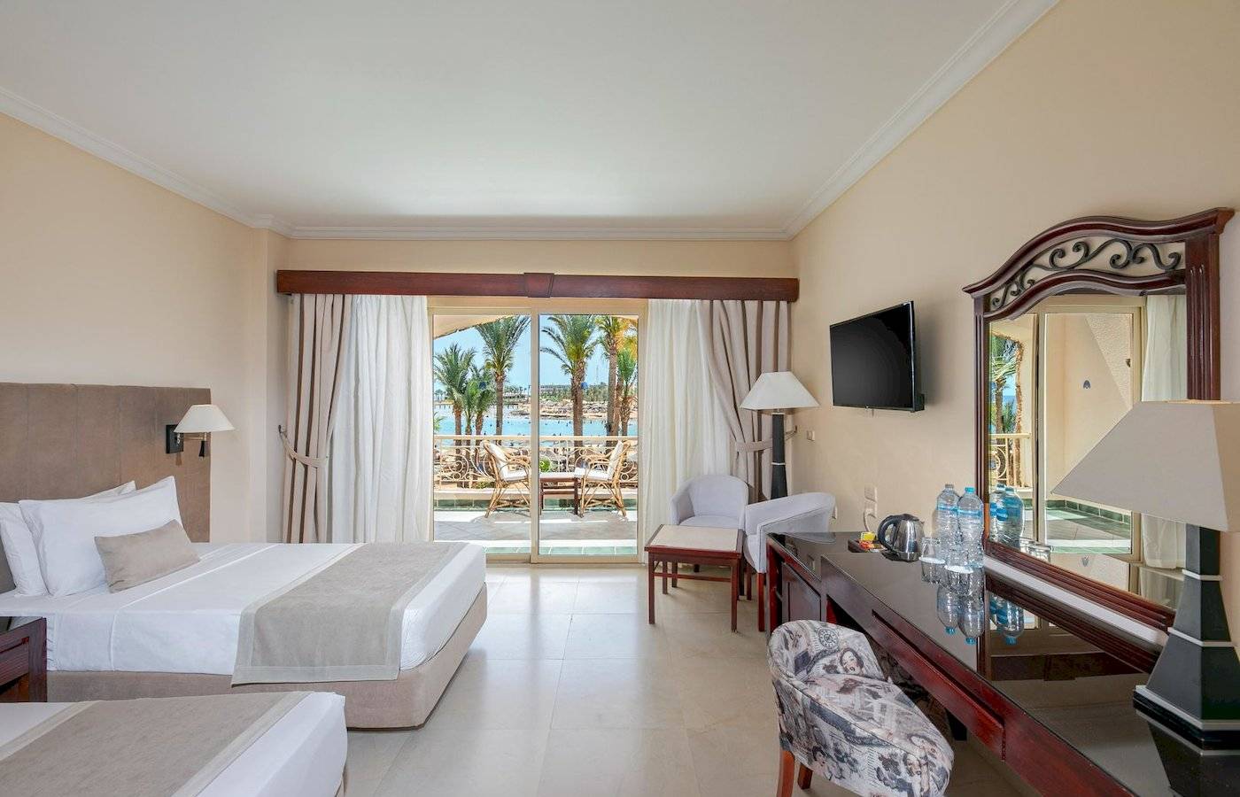 Brayka Bay Resort