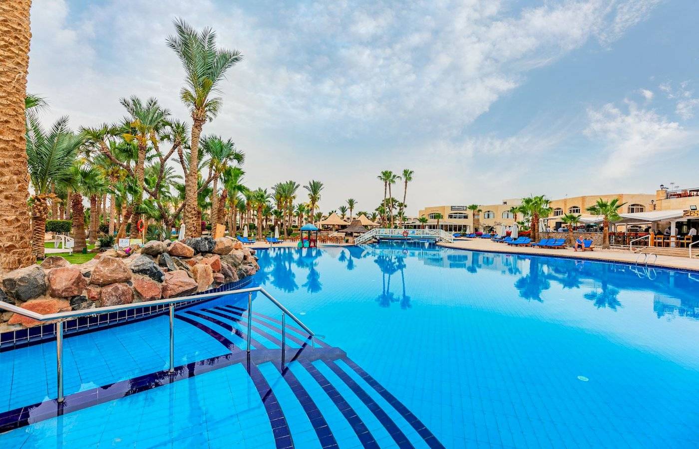 Brayka Bay Resort