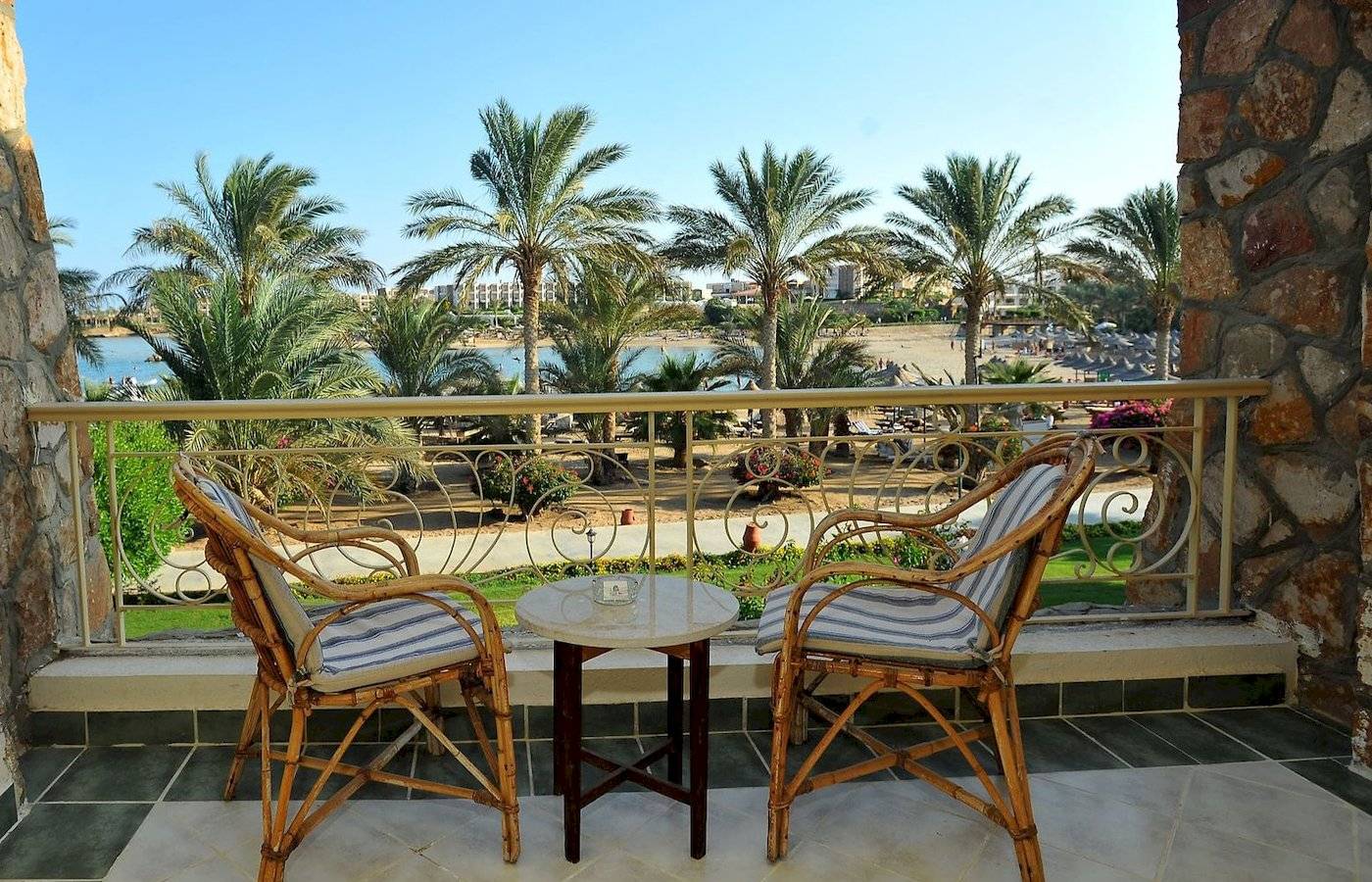 Brayka Bay Resort