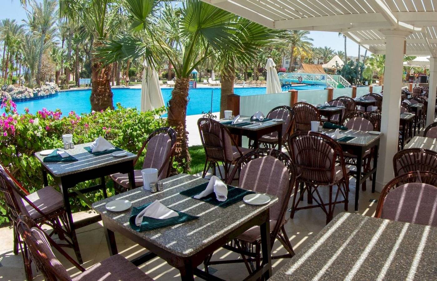 Brayka Bay Resort
