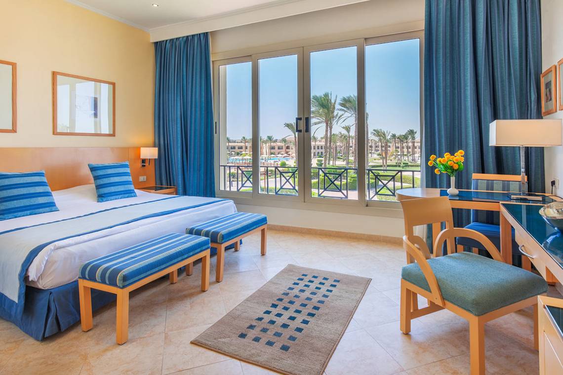 Cleopatra Luxury Beach Resort in Hurghada & Safaga