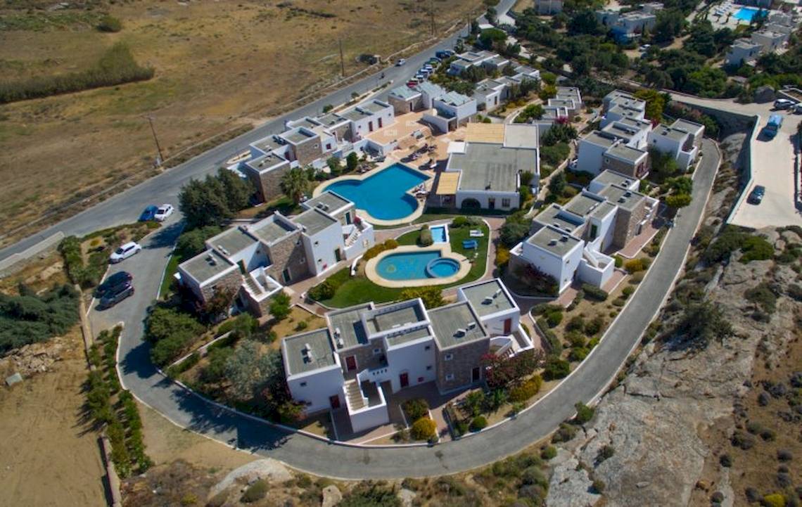 Naxos Palace in Santorin