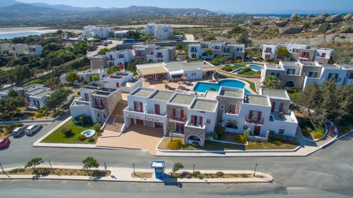 Naxos Palace in Santorin