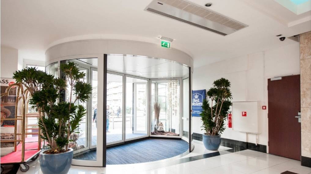 XO Hotels Blue Tower in Amsterdam
