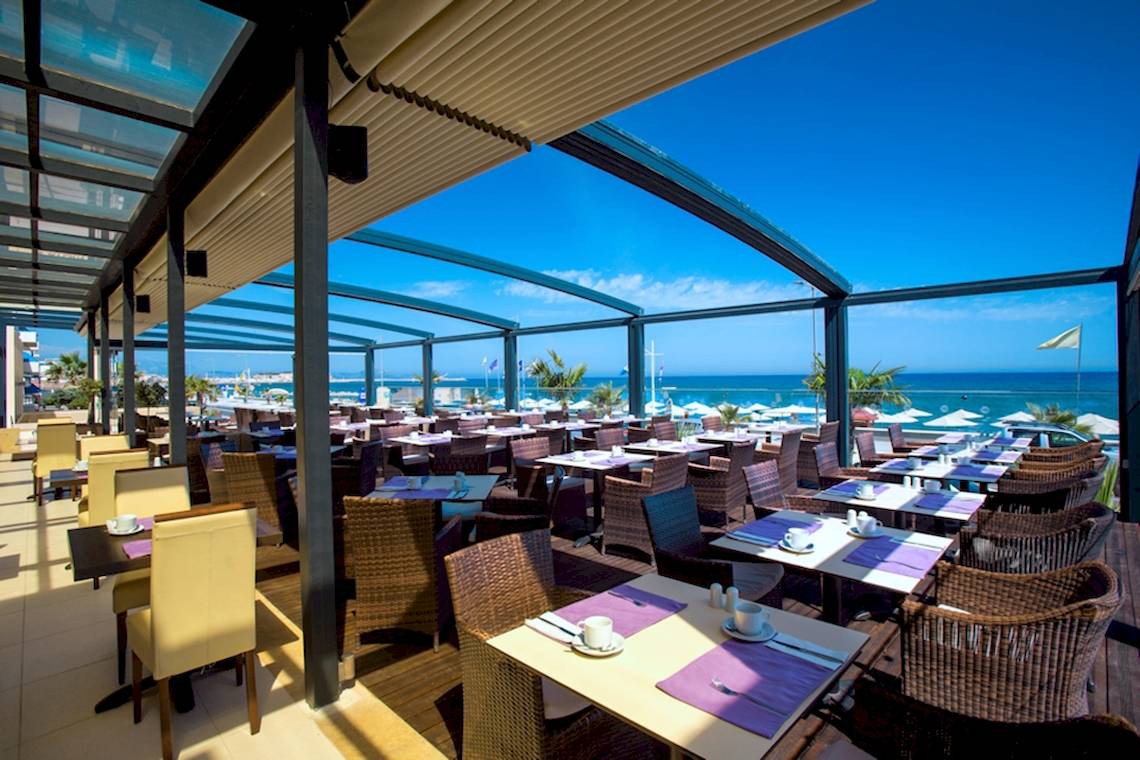 Atlantis Beach Hotel & Spa in Heraklion