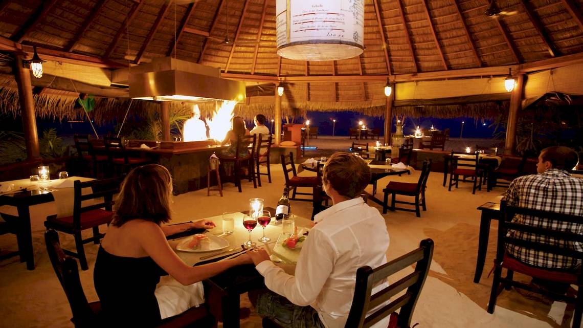 Kuredu Island Resort & Spa, Restaurant