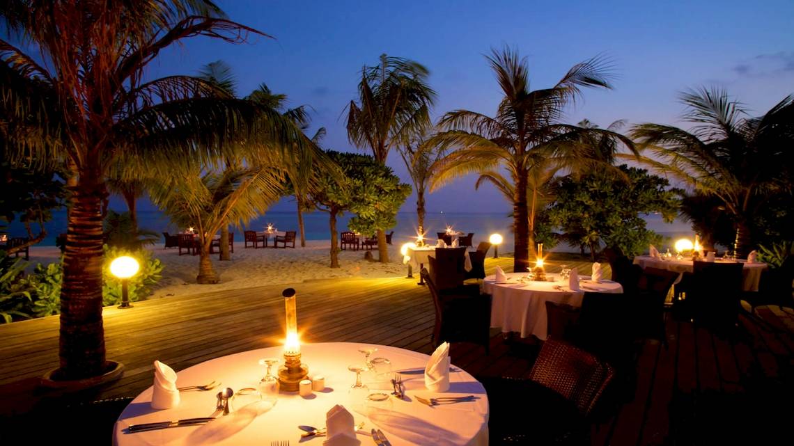 Kuredu Island Resort & Spa, Restaurant