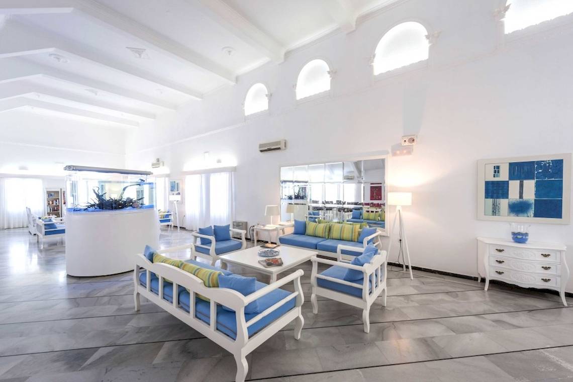 Narges Hotel in Paros, Kimolos, Milos, Serifos, Sifnos