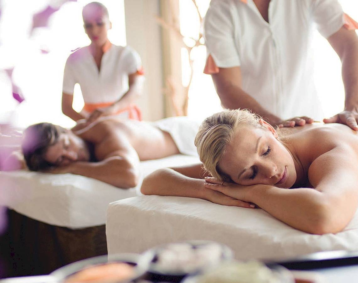 Massagebehandlung im El Dorado Royale Spa Resort von Karisma