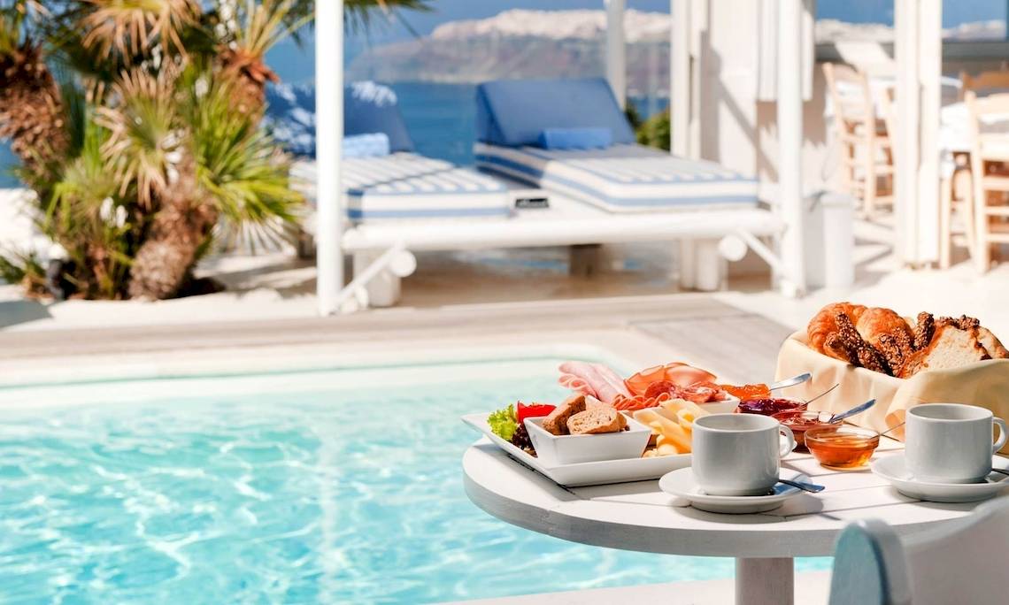 Andromeda Villas & Spa Resort in Santorin