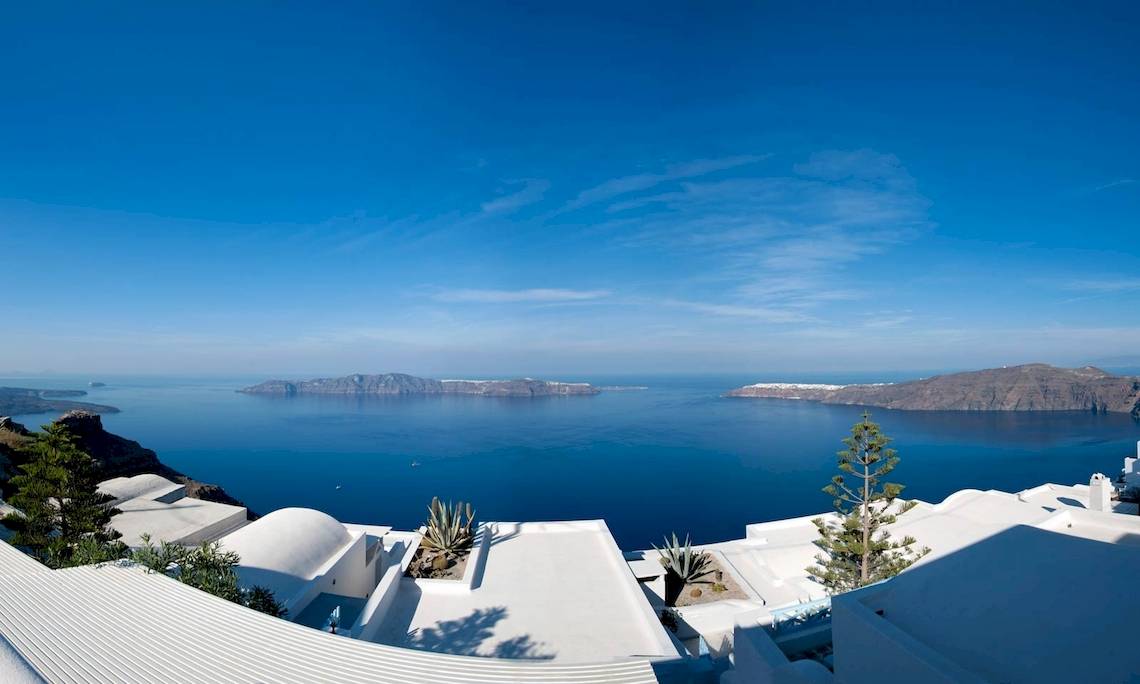 Andromeda Villas & Spa Resort in Santorin