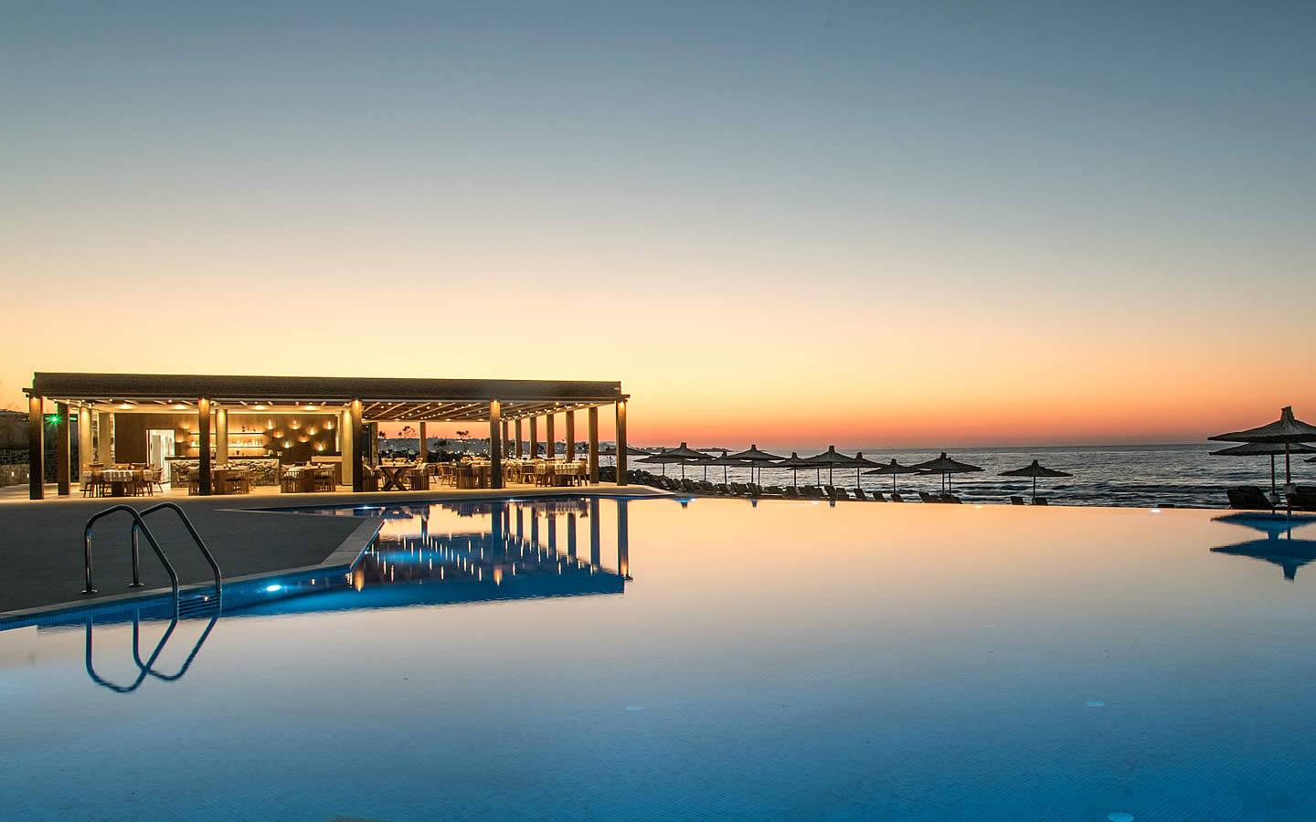 Nana Princess Hotel in Kreta, Infinity Pool