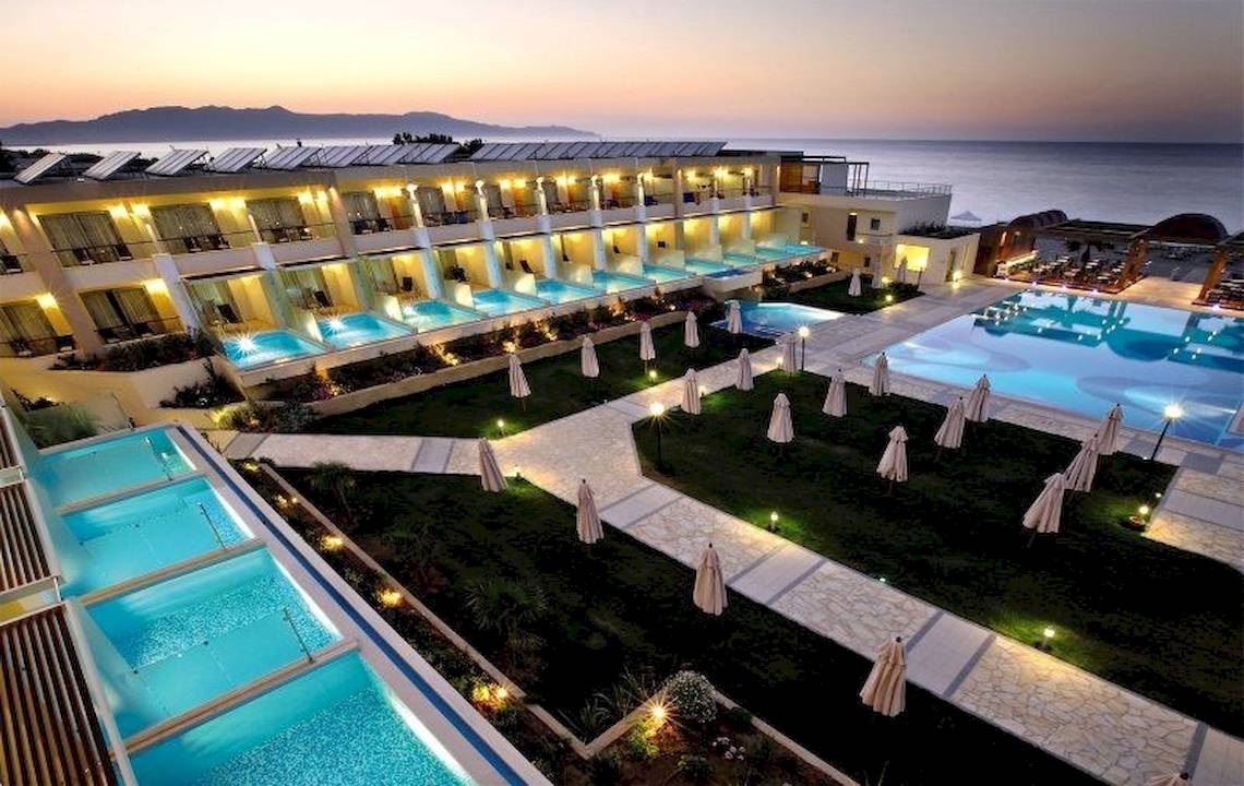 Minoa Palace Resort in Heraklion