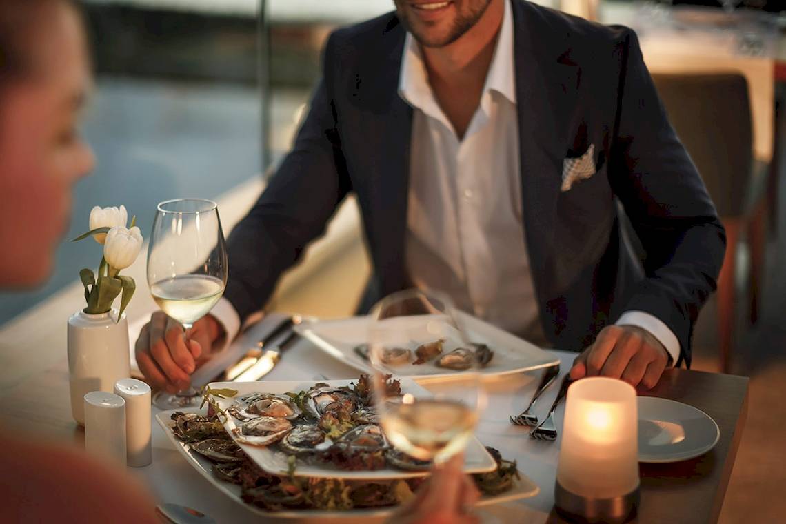 Paar beim Essen im Dubrovnik President Valamar Collection Hotel