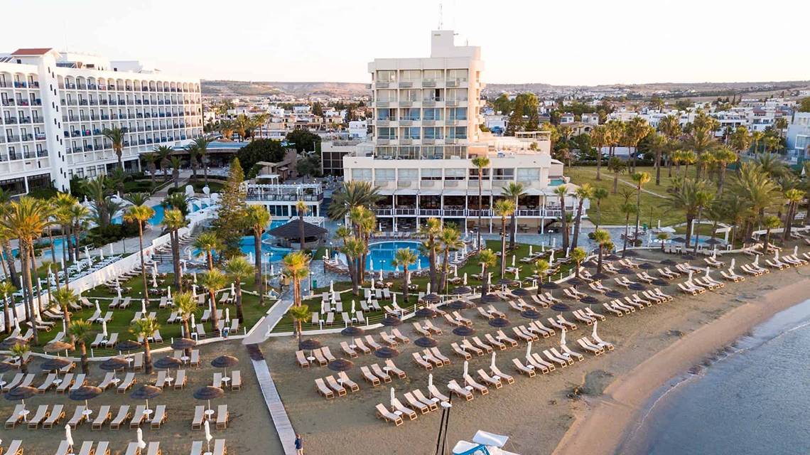 The Golden Bay Beach Hotel in Larnaca