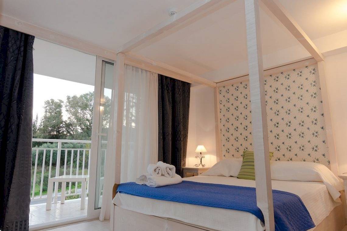 Belvedere Luxury Suites in Zakynthos