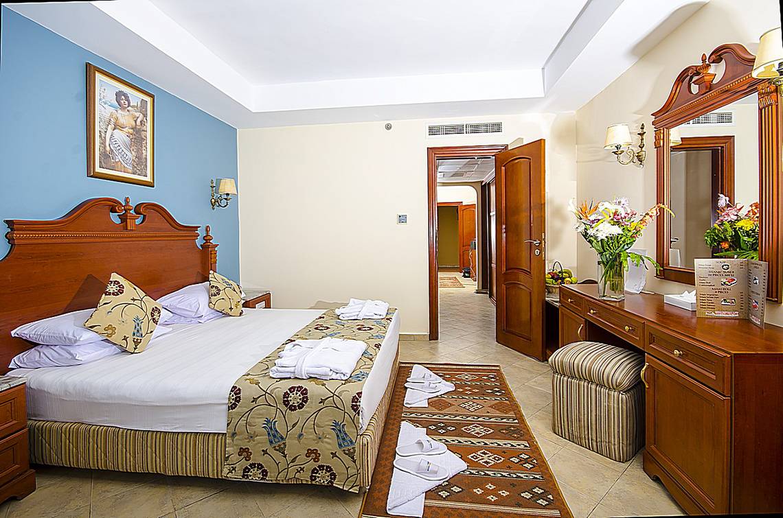 Titanic Palace in Hurghada & Safaga