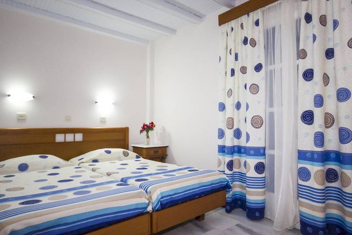 Naxos Holidays in Naxos
