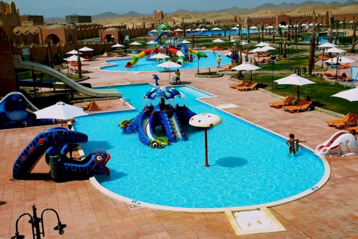 Club Calimera Akassia Swiss Resort in Marsa Alam, Pool