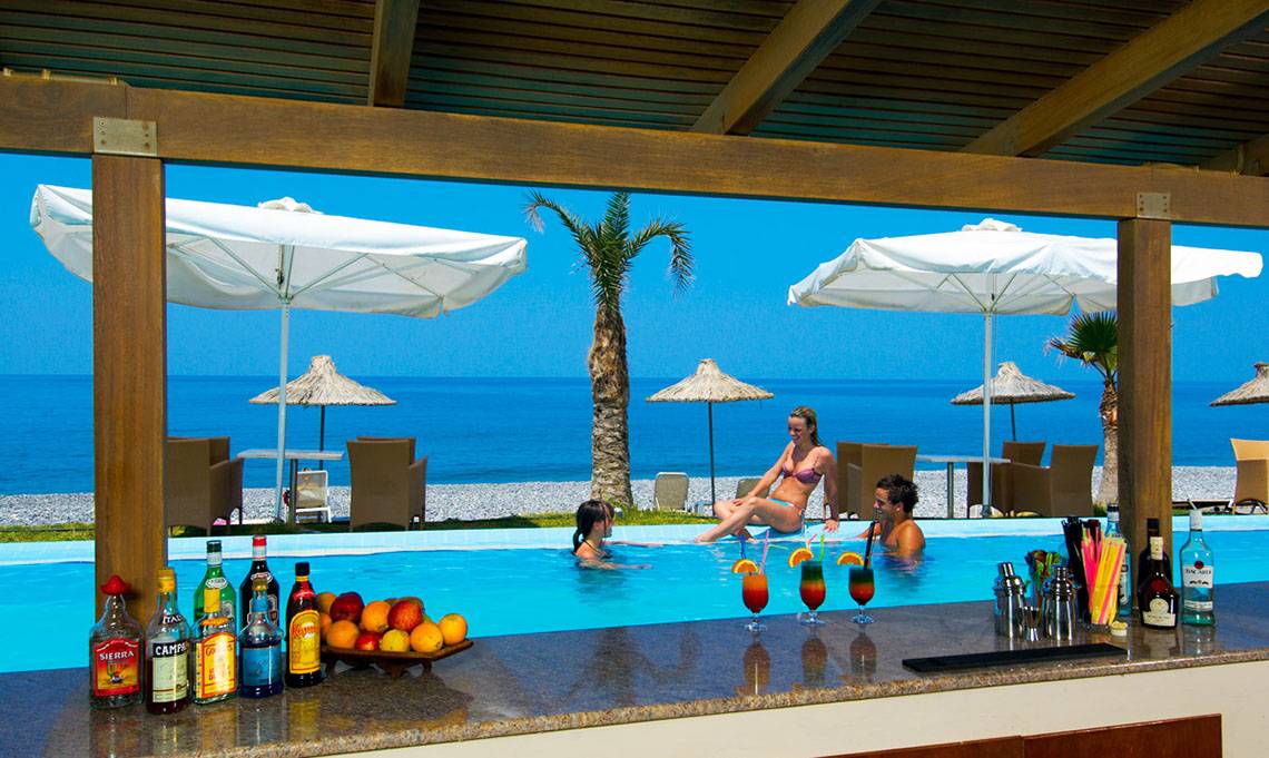 Giannoulis Grand Bay Beach Resort in Heraklion