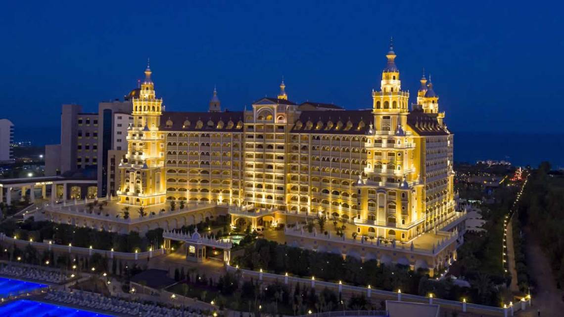Royal Holiday Palace, Antalya, Aussenansicht des Hotels, Nacht