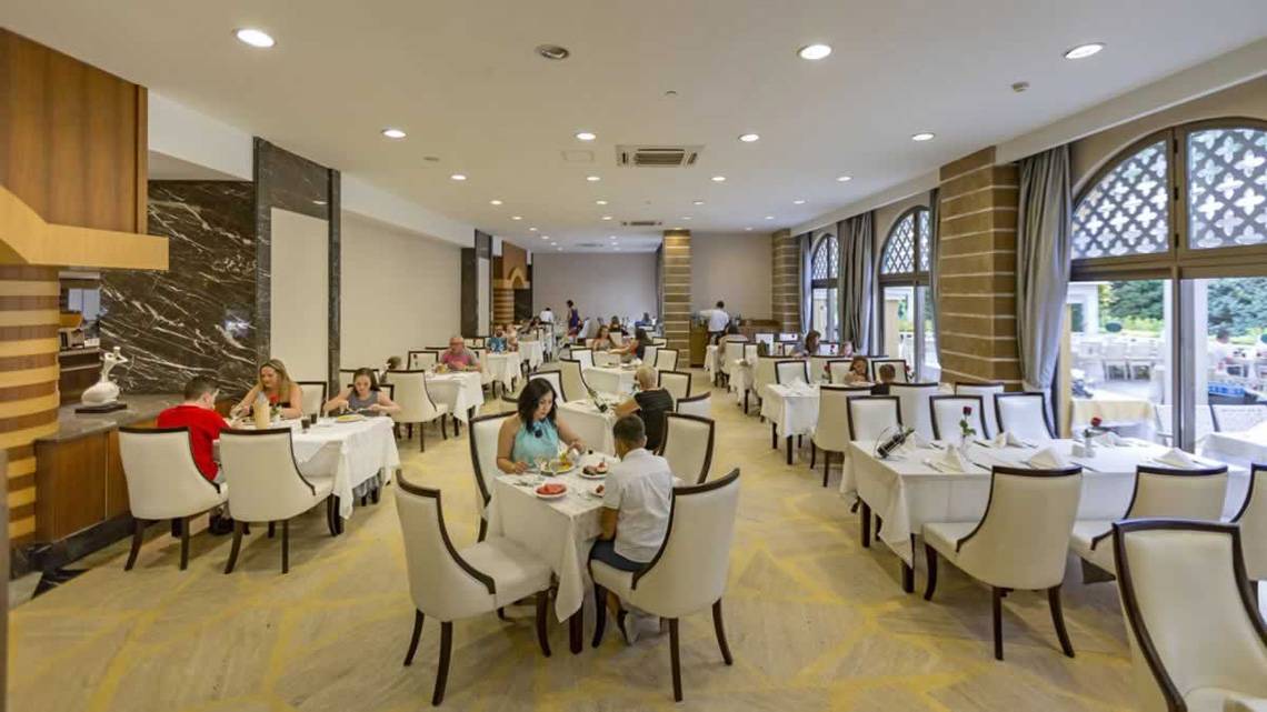 Royal Holiday Palace, Antalya, Restaurant