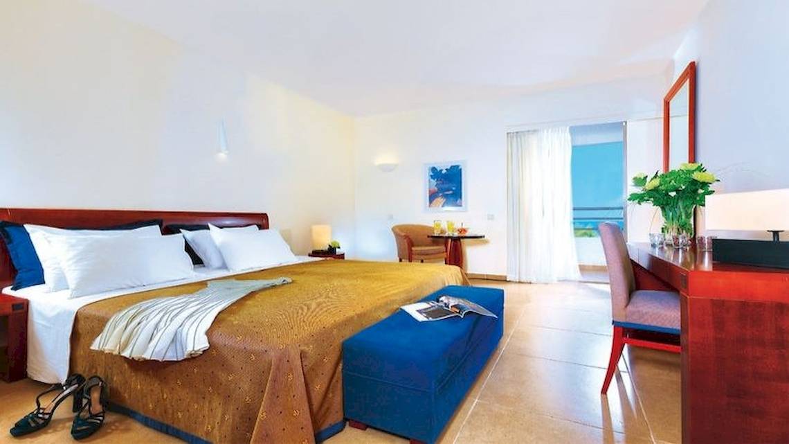 Apollonia Beach Resort & Spa in Heraklion