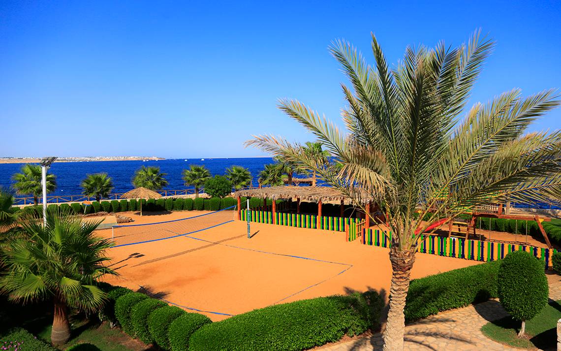 Sharm Club Beach Resort Volleyballplatz mit Blick auf das Meer