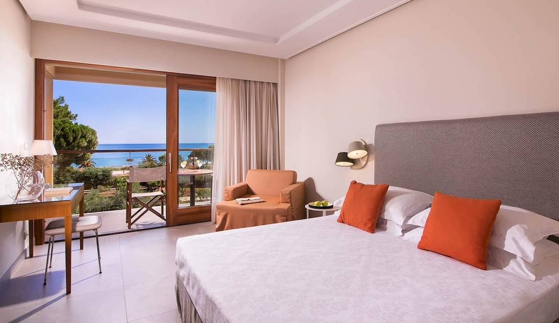 Kernos Beach Hotel & Bungalows in Heraklion