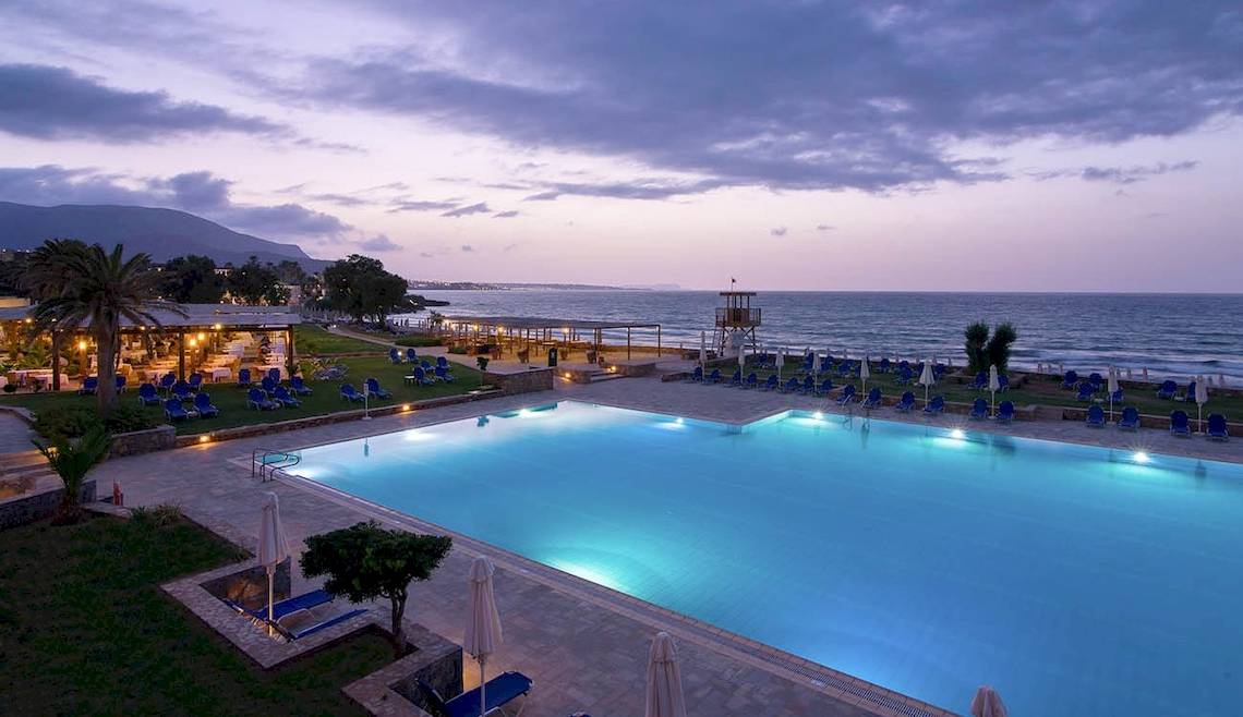 Kernos Beach Hotel & Bungalows in Heraklion