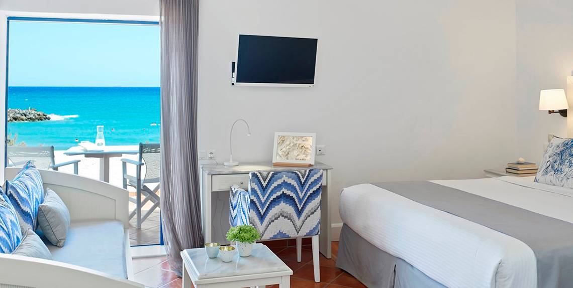 Knossos Beach Bungalows Suites Resort & Spa in Heraklion