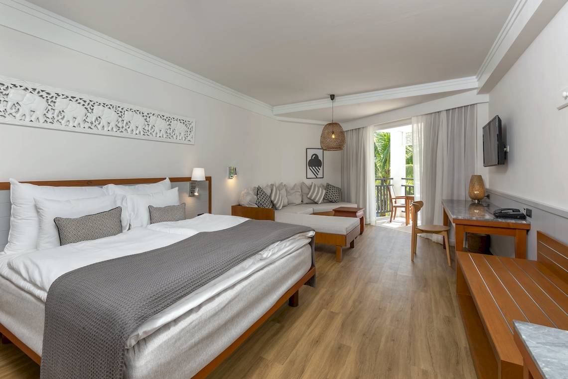Sunwing Bangtao Beach Hotel in Phuket