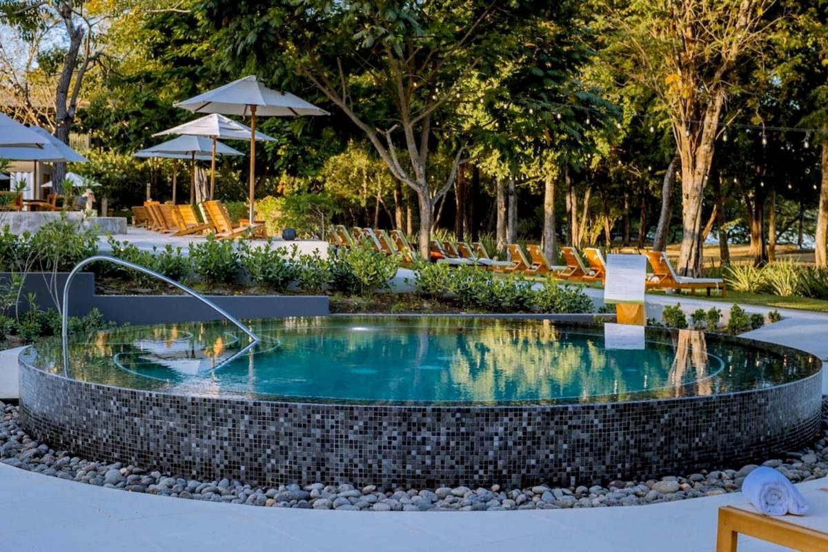Außenpool im Garten des El Mangroove, Autograph Collection Hotels