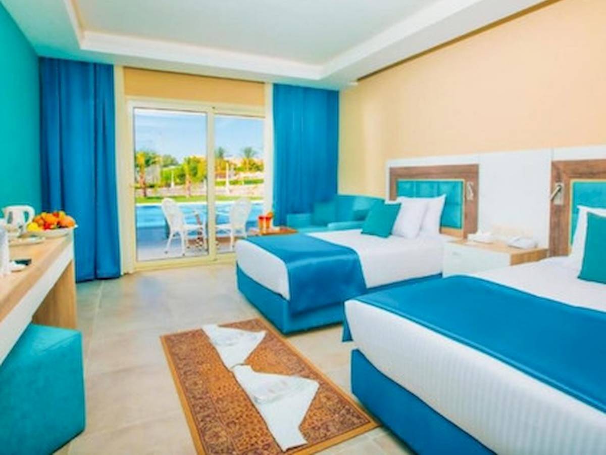 Titanic Beach Spa & Aqua Park in Hurghada