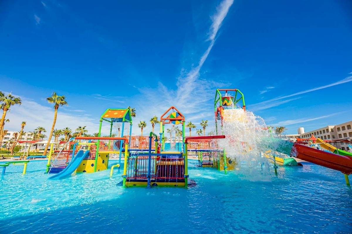 Titanic Resort & Aqua Park in Hurghada