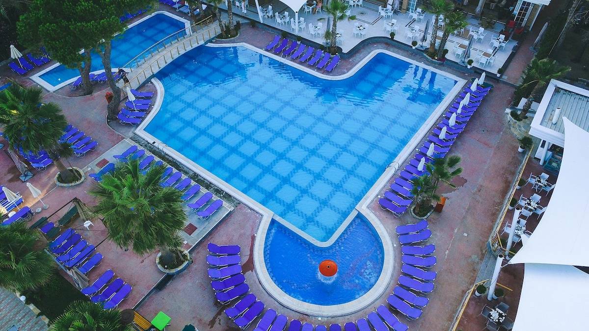 Fafa Premium Resort in Golem