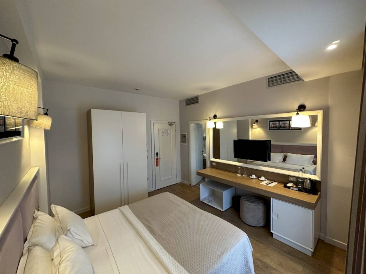 Sandy Beach Resort in Golem