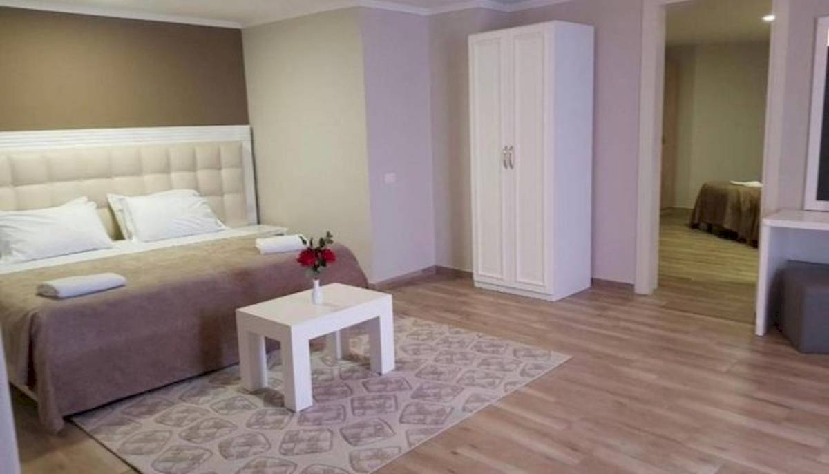Klajdi Resort & SPA in Golem