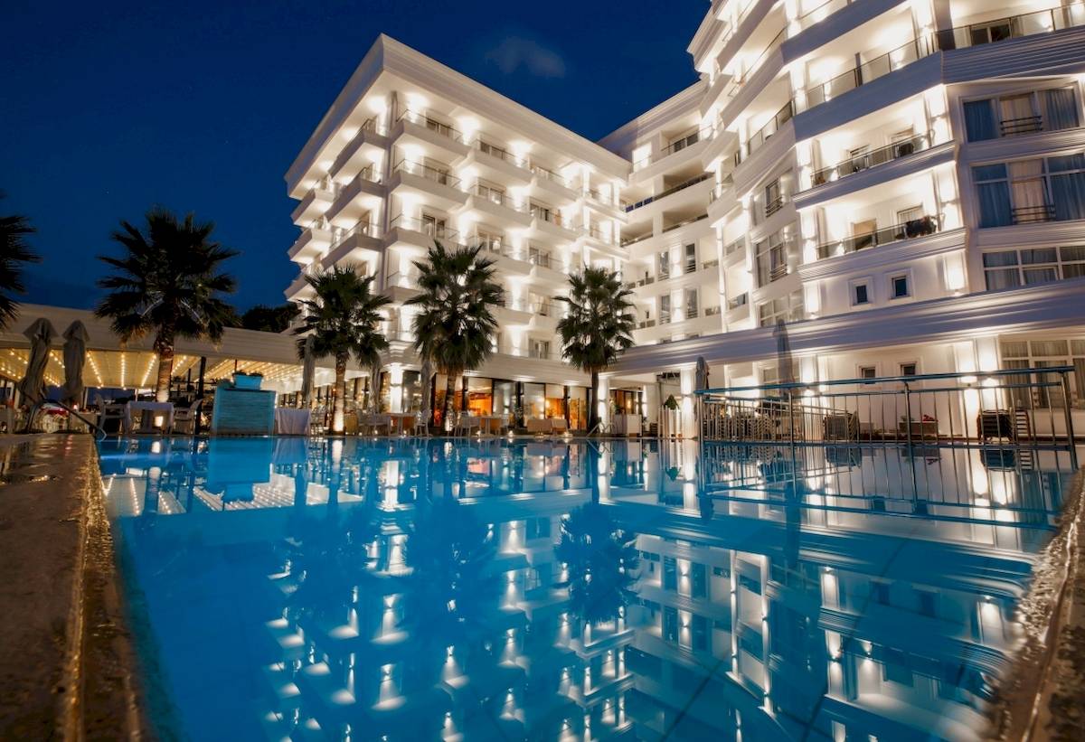 Klajdi Resort & SPA in Golem