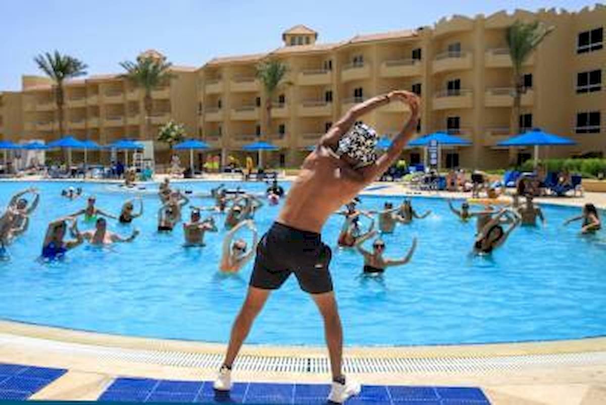 Amwaj Beach Club Hotel