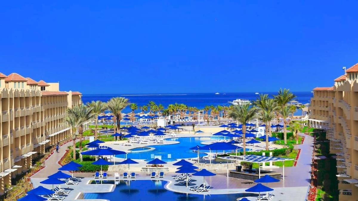 Amwaj Beach Club Hotel