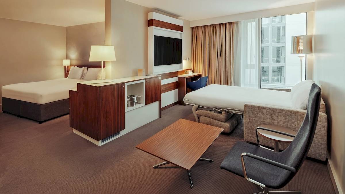 DoubleTree by Hilton Tower of London