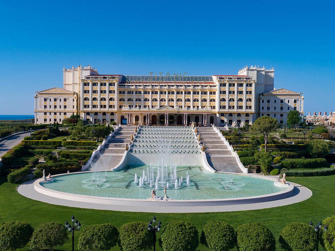 Titanic Mardan Palace in Lara