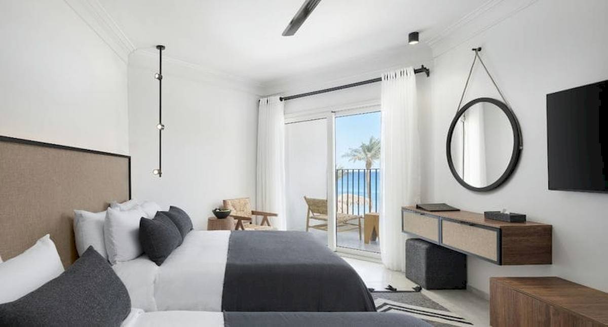 Doppelbett-Zimmer mit Meerblick im Serry Beach Resort