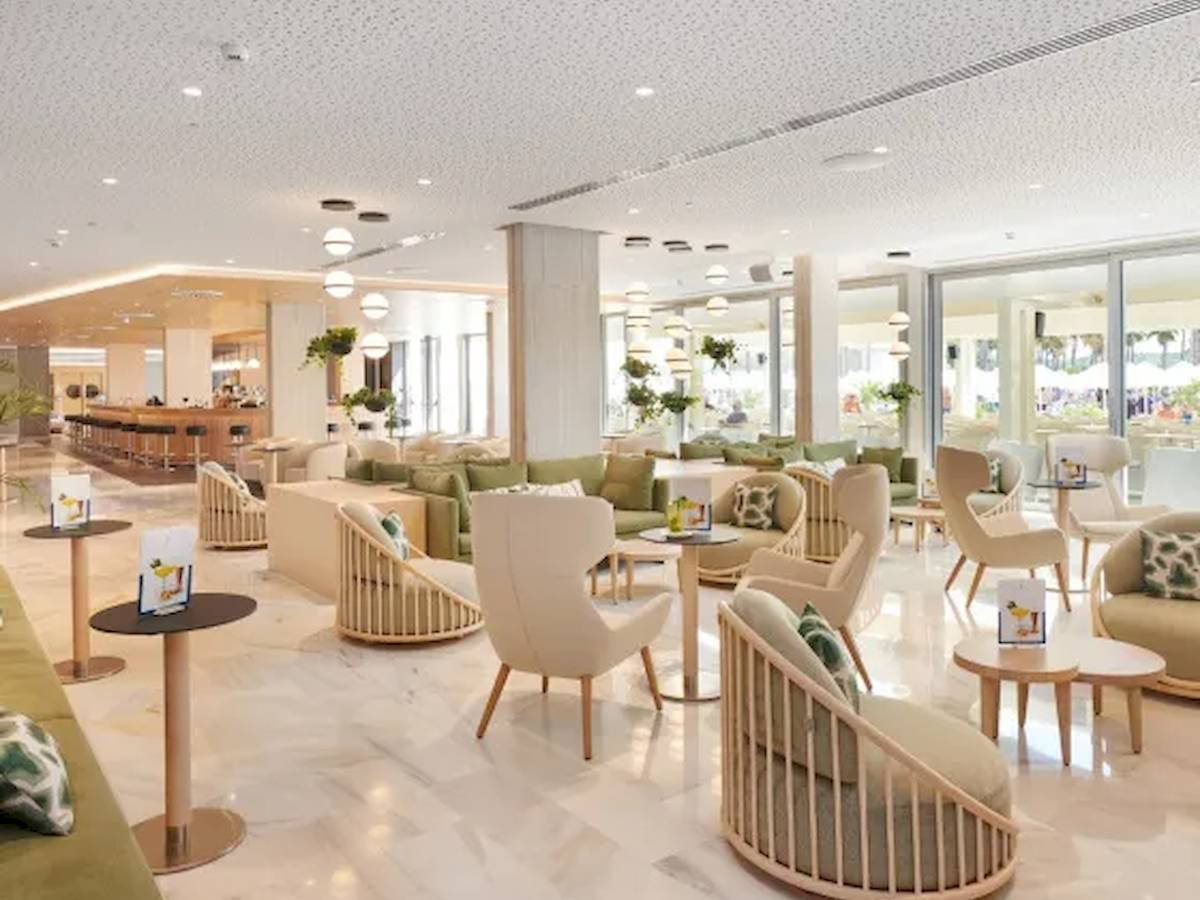 Hotel Mediterráneo in Sa Coma
