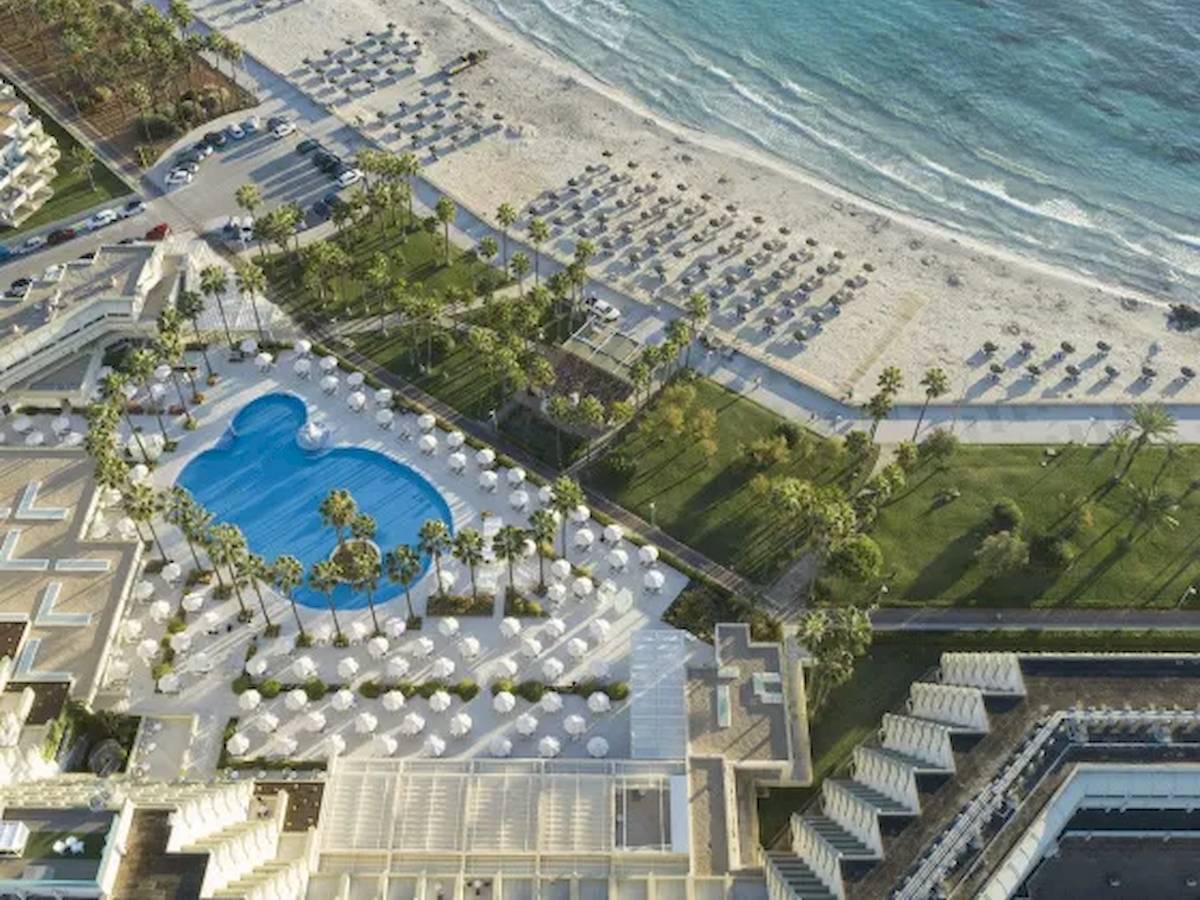 Hotel Mediterráneo in Sa Coma