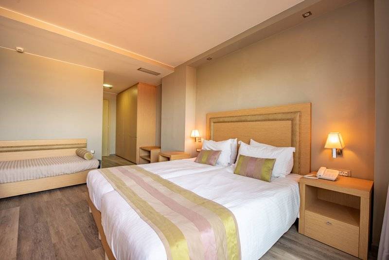 Alexandra Beach Resort in Zakynthos