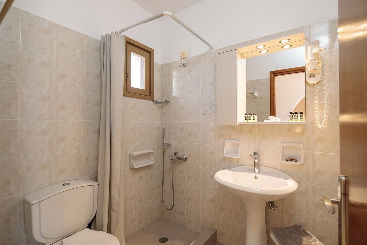 Proteas Hotel & Suites